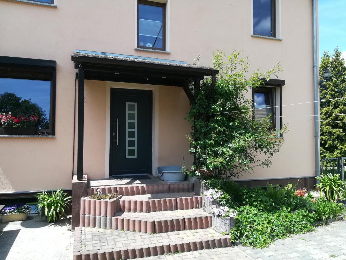 Ferienwohnung Am Park Pegau Exterior photo